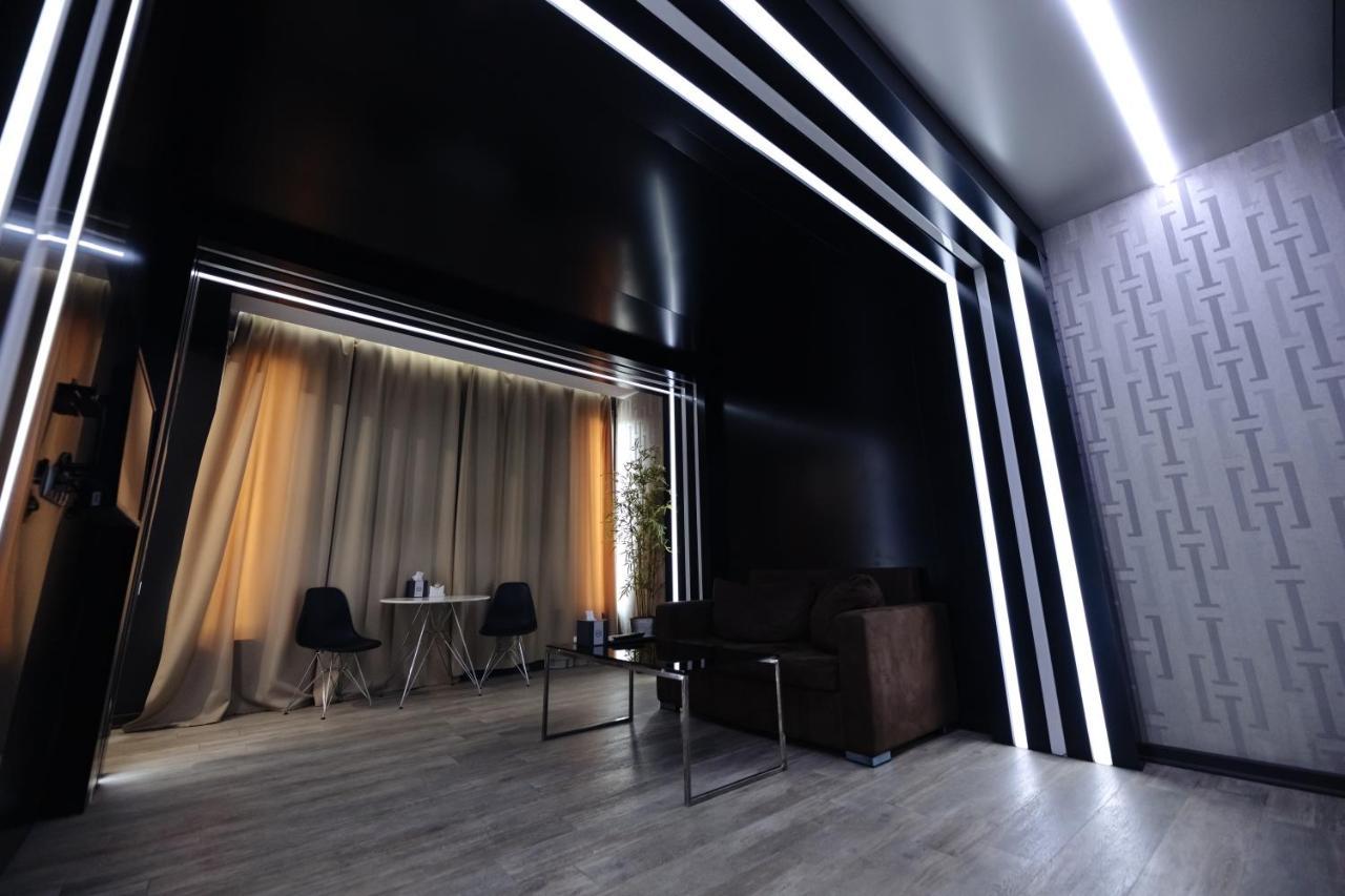 Hotel Gs Premium Erevan Esterno foto