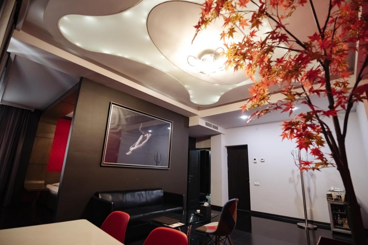 Hotel Gs Premium Erevan Esterno foto