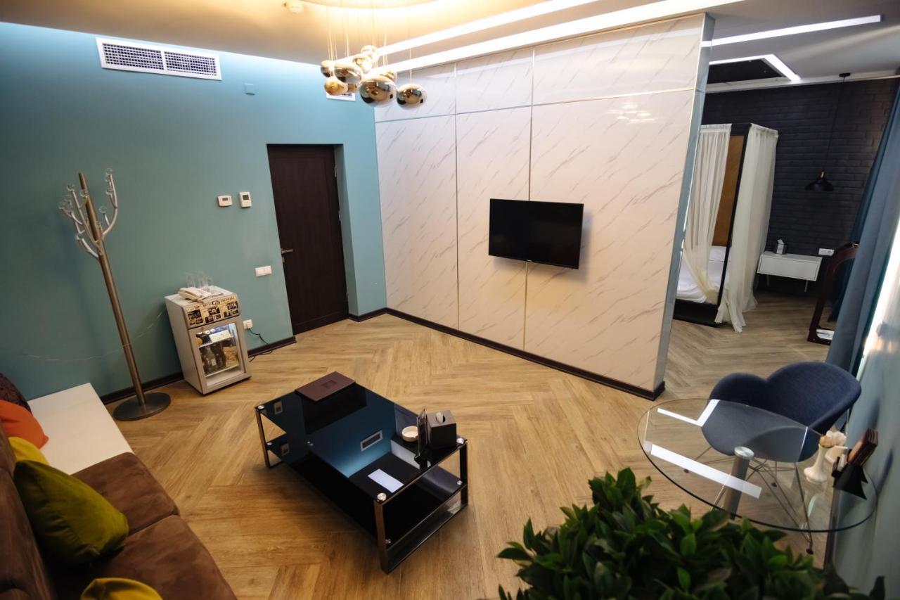 Hotel Gs Premium Erevan Esterno foto