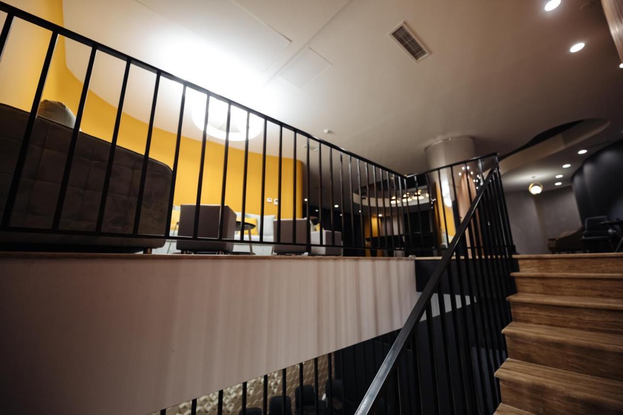 Hotel Gs Premium Erevan Esterno foto