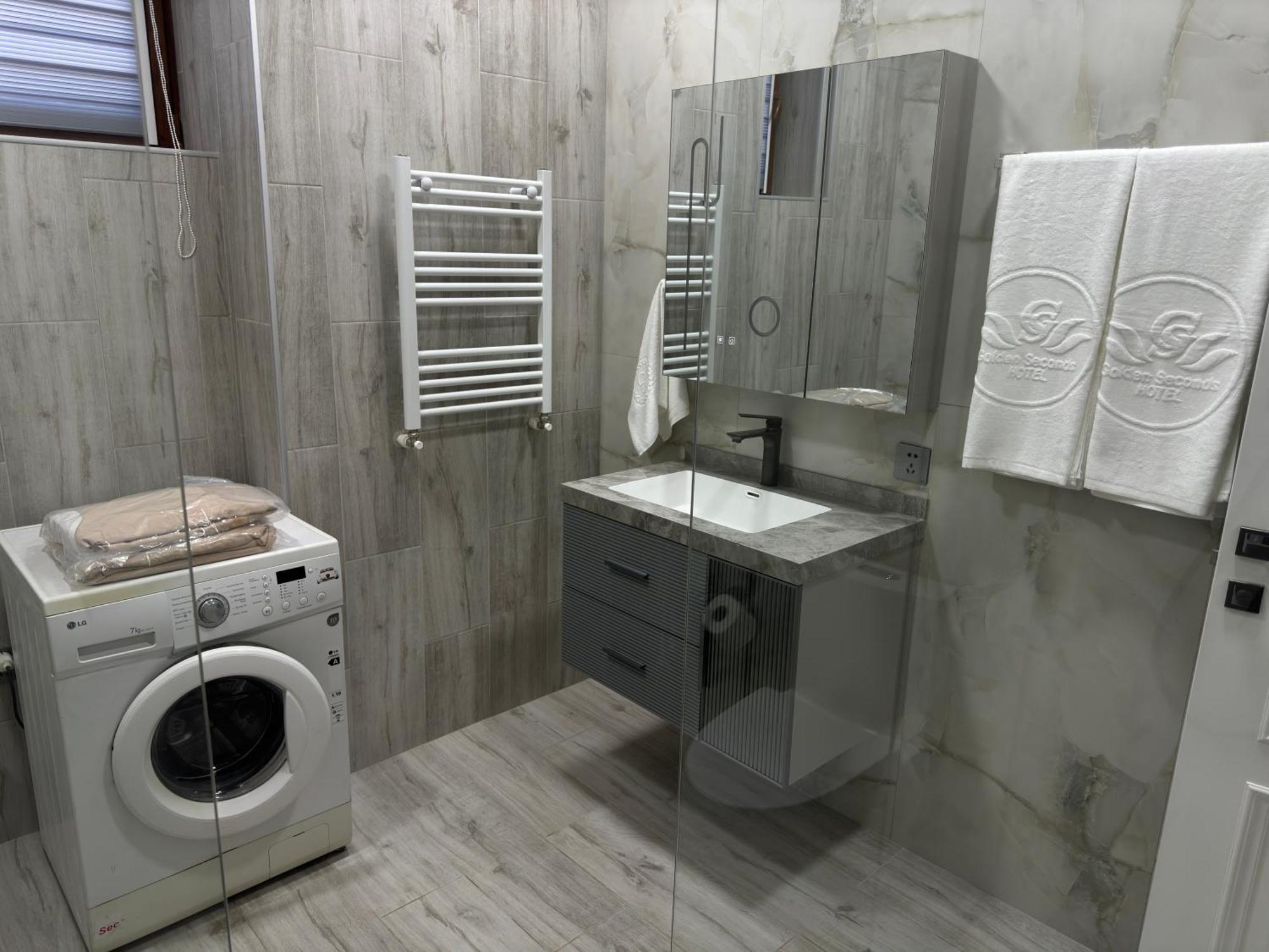 Hotel Gs Premium Erevan Esterno foto