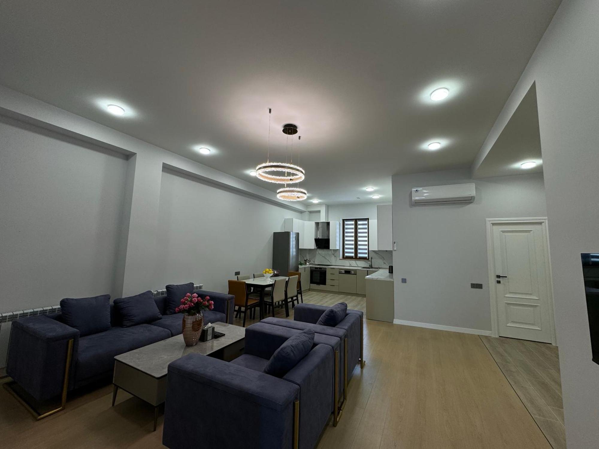 Hotel Gs Premium Erevan Esterno foto
