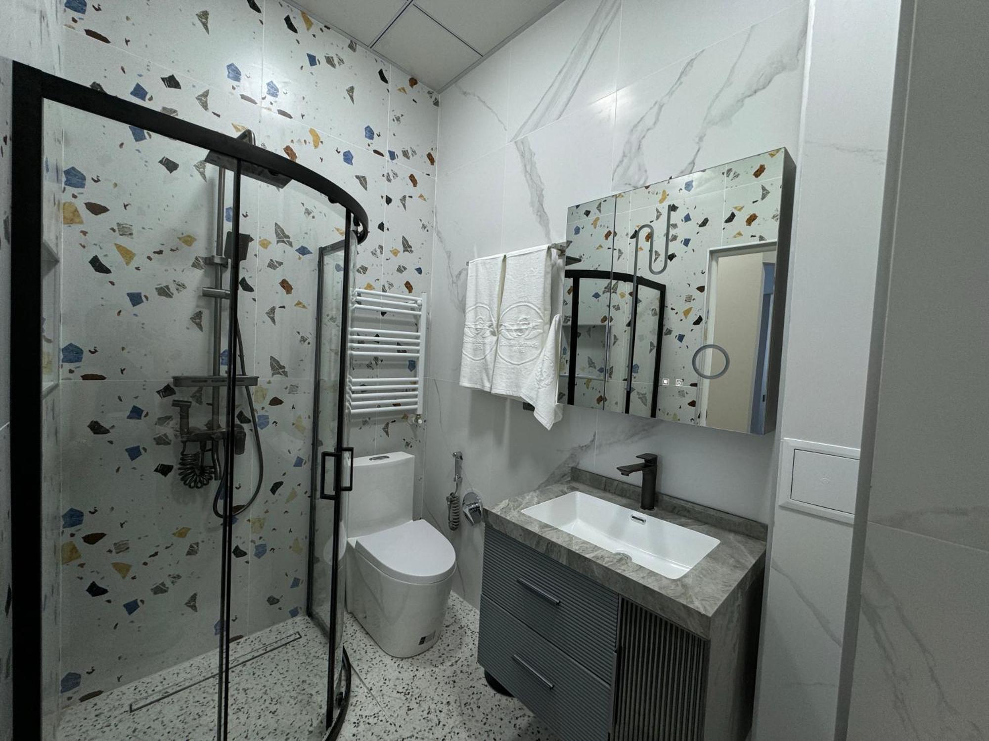 Hotel Gs Premium Erevan Esterno foto