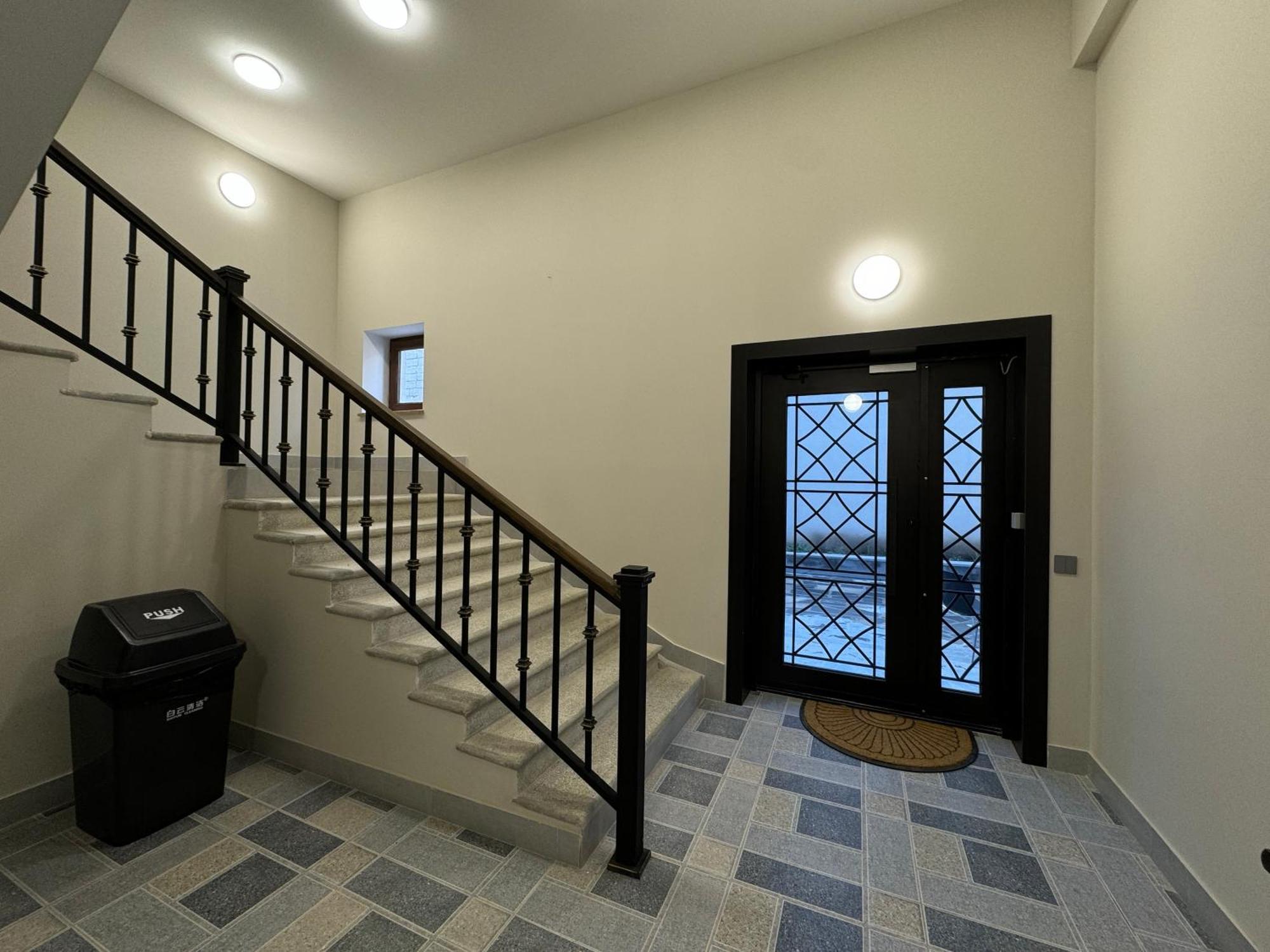 Hotel Gs Premium Erevan Esterno foto