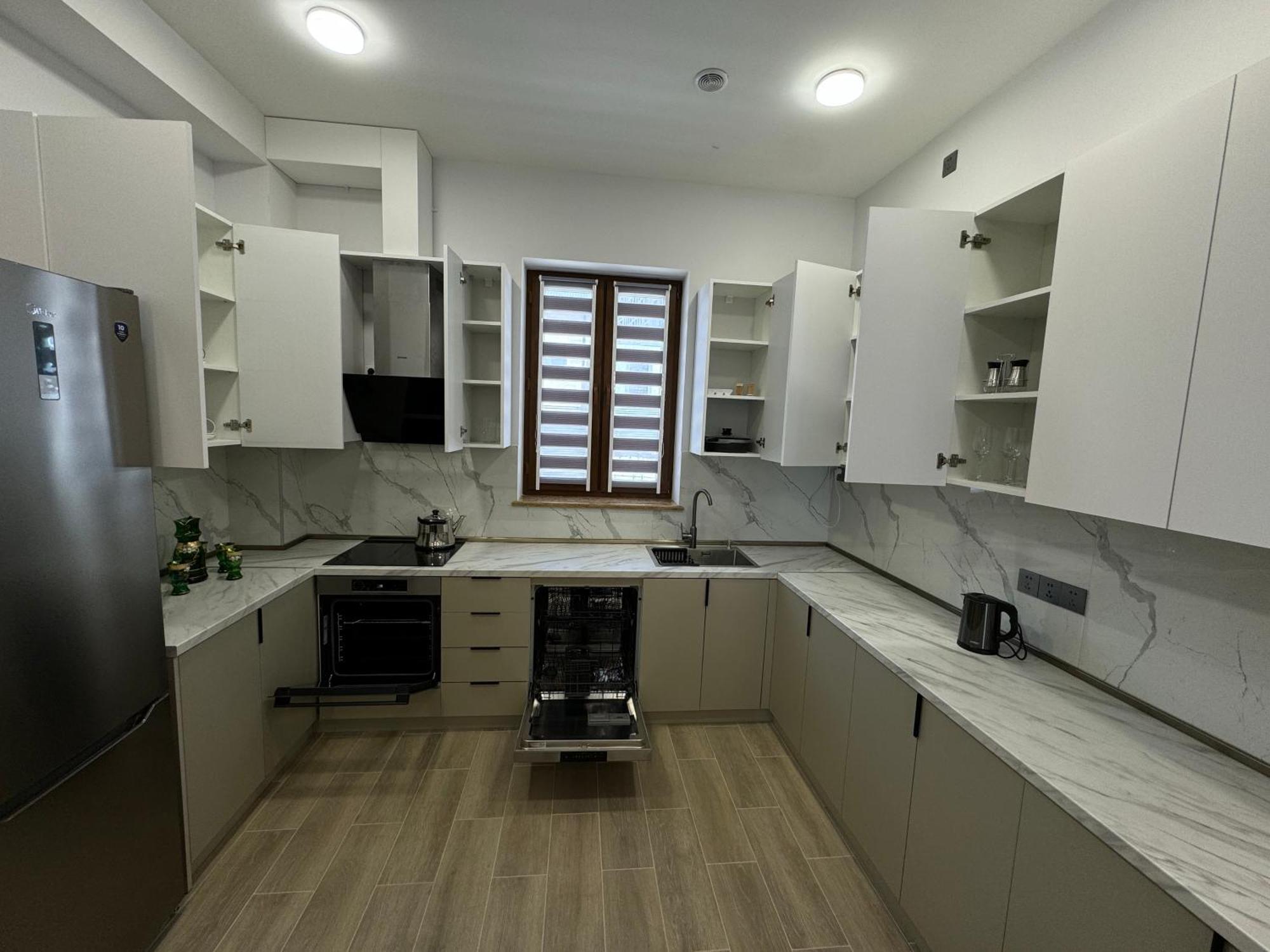 Hotel Gs Premium Erevan Esterno foto