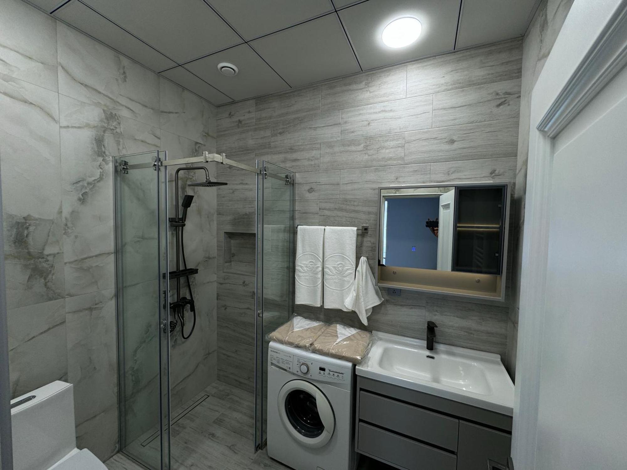 Hotel Gs Premium Erevan Esterno foto